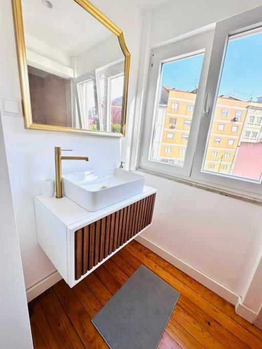 Lisbon City Center Flat For 6 Pp 외부 사진