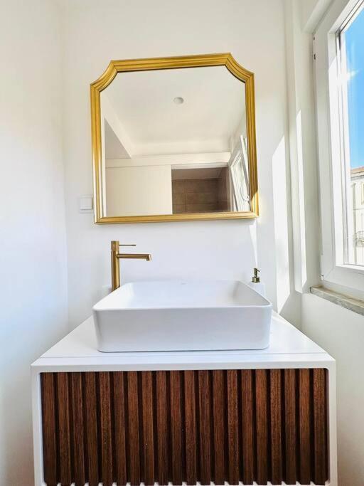 Lisbon City Center Flat For 6 Pp 외부 사진